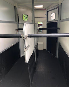 Ifor Williams 506 Horsebox