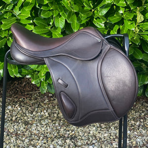 EcoRider Freedom 17.5” Black Adjustable Jump Saddle