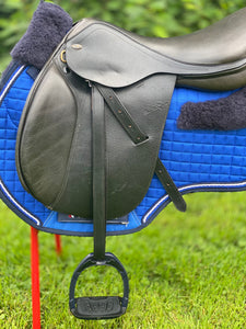 Santa Cruz 18” Black Jump Saddle