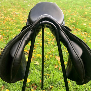Stubben Roxanne 17” Jump Saddle