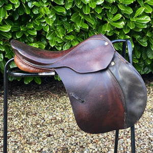 Stubben Siegfried 17.5” Brown Jump Saddle