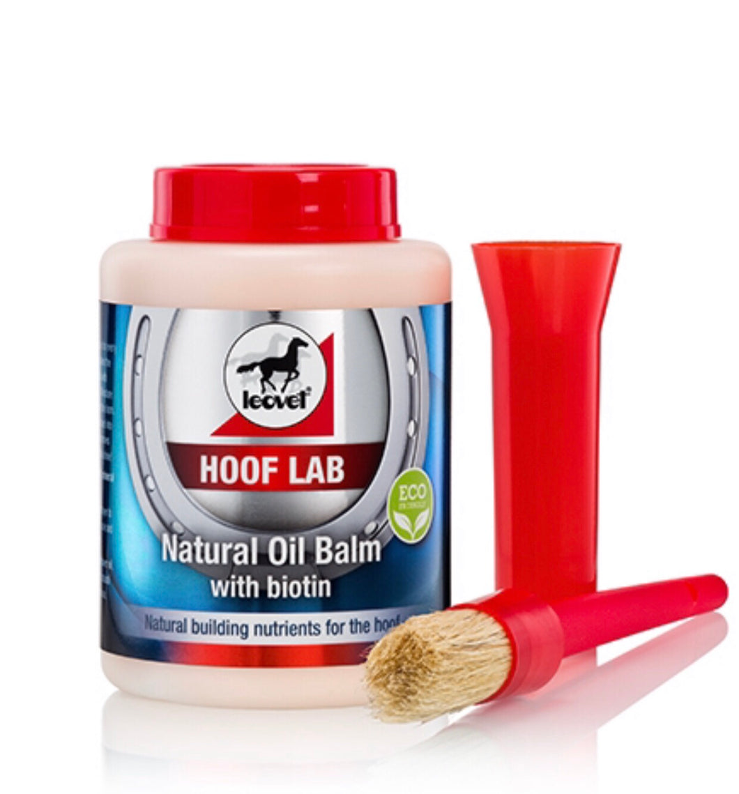 Leovet Hoof Lab Natural Oil Balm with Brush