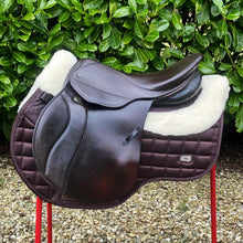 Load image into Gallery viewer, Stubben Scandica 17” Brown Jump Saddle