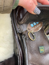 Load image into Gallery viewer, Stubben Scandica 17” Brown Jump Saddle