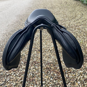 EcoRider Freedom 17.5” Black Adjustable Jump Saddle