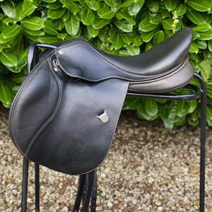 Bates Elevation DS 17.5” Black Adjustable Jump Saddle