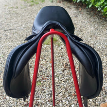 Load image into Gallery viewer, Prestige Michel Robert 17” Black Jump Saddle