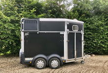 Load image into Gallery viewer, Ifor Williams 511 Horsebox - Black